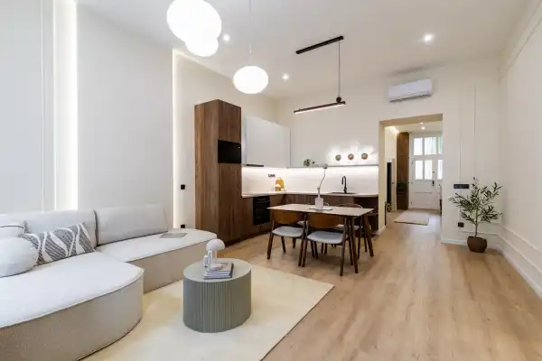 Eladó téglalakás, Budapest, VI. kerület 3 szoba 73 m² 199.9 M Ft